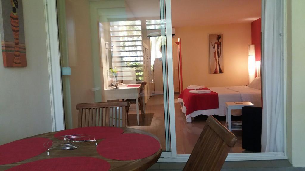 Residence De La Vielle Tour - Studio Particulier Vue Mer Le Gosier  Eksteriør billede